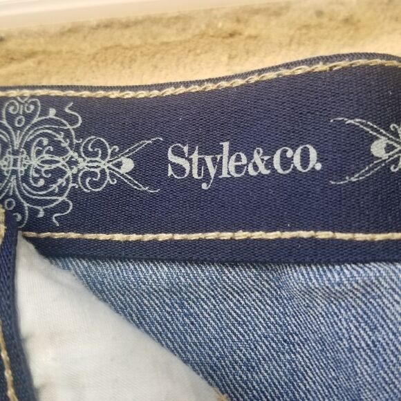 Style & Co Jean Skirt. Size 12. - Picture 5 of 12